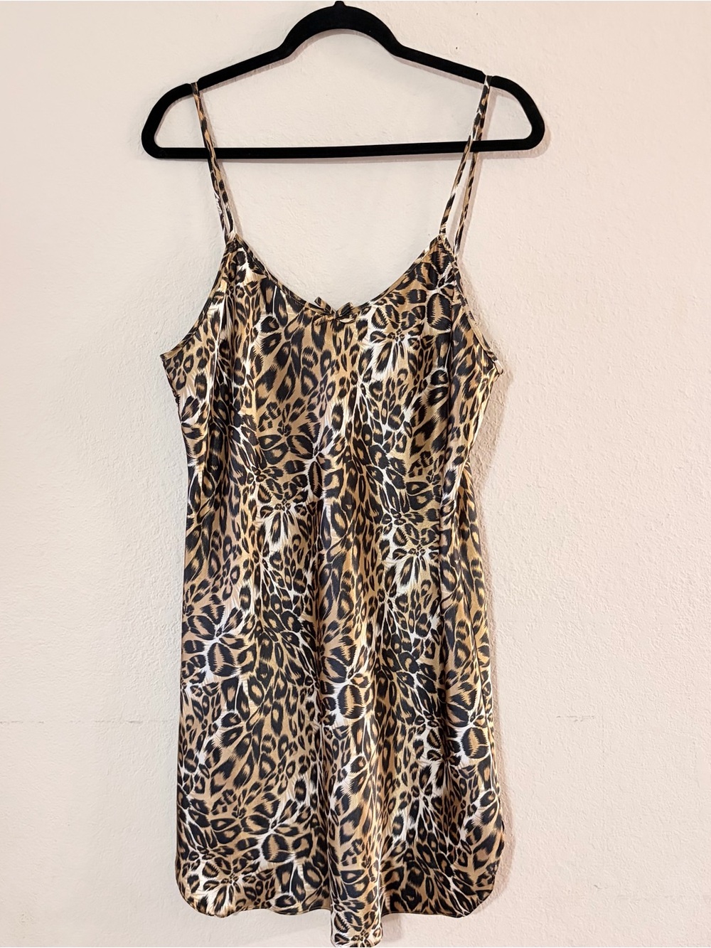 Secret Treasures woman’s sexy Leopard Print Slip in chemise night gown size 1x